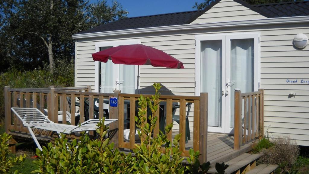 Camping Les Genets Hotel Penmarc'h Exterior photo